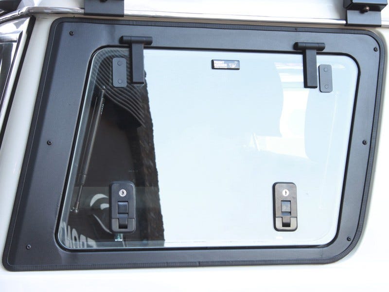 Toyota Land Cruiser Toyota Land Cruiser 76 Gullwing Window / Right Hand Side Glass